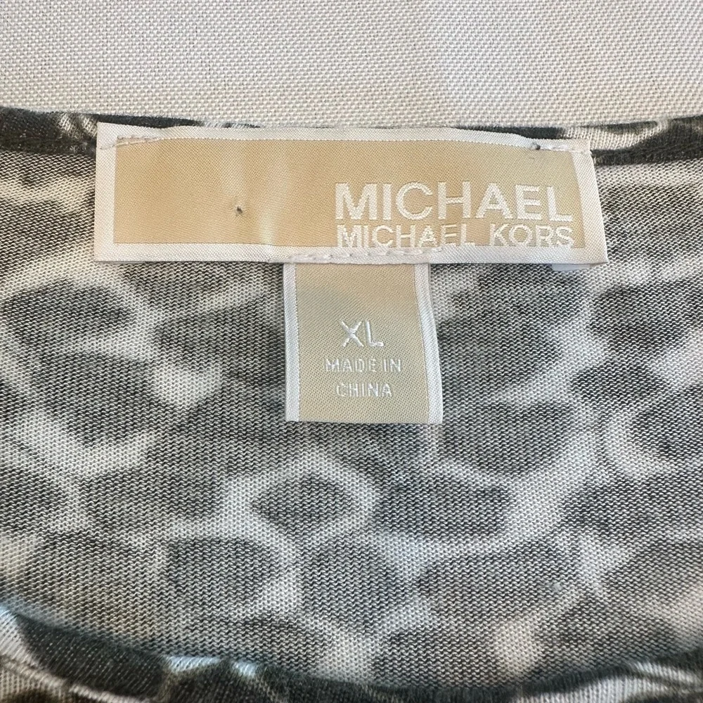 Michael Kors Black and White Knit Top Size XL